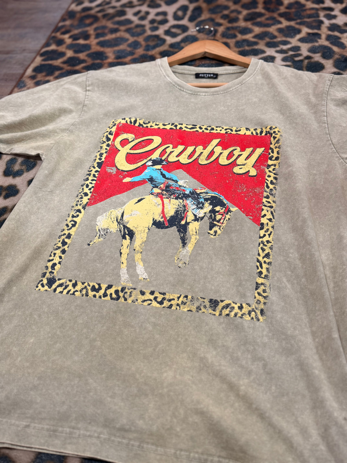 Leopard cowboy washed boyfriend tee