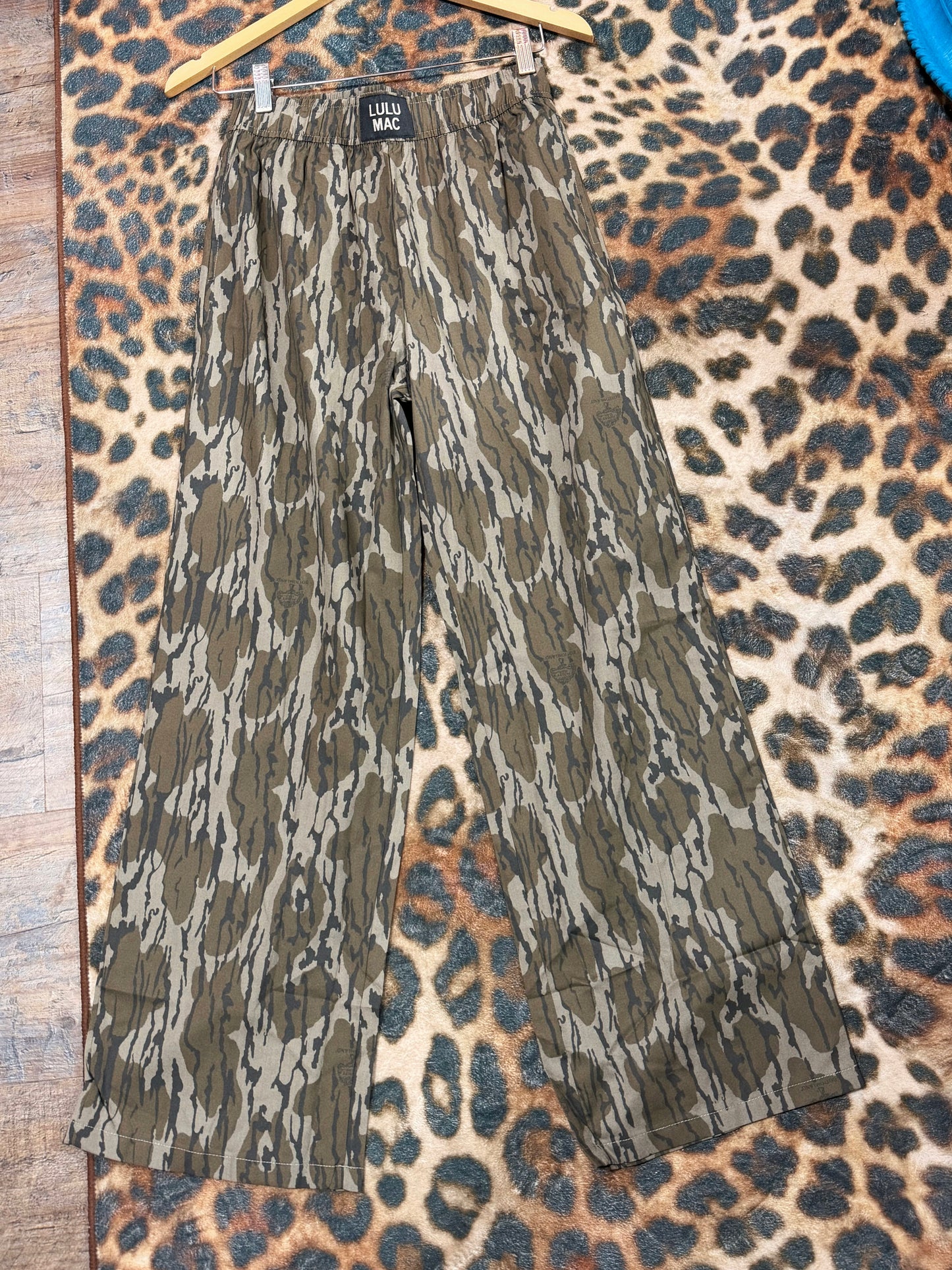 Lulu Mac mossy oak bottomland camo pant