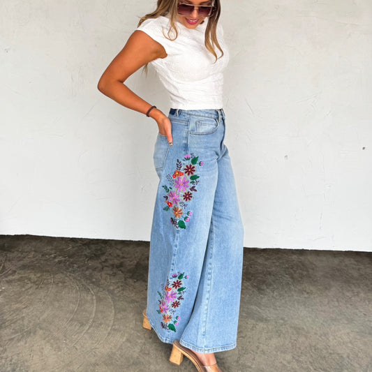 Floral embroidered jeans